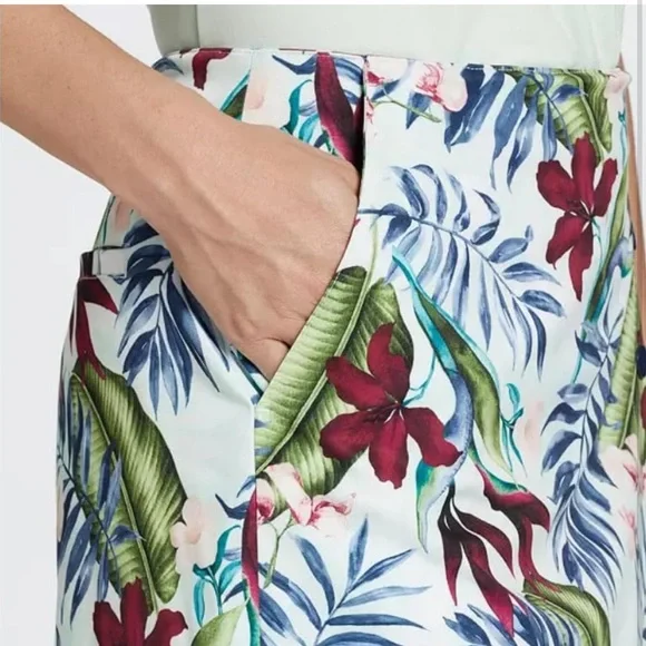 NWT Lady Hagen Women's 16" Palm Print Overlap Golf Skort - Picture 5 of 9